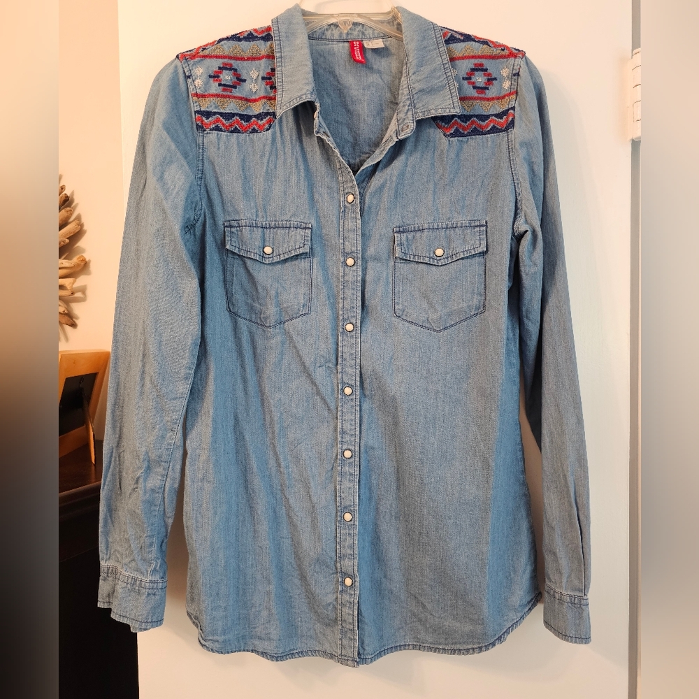 Southwest Embroidered Denim Chambray Shirt, SZ 6